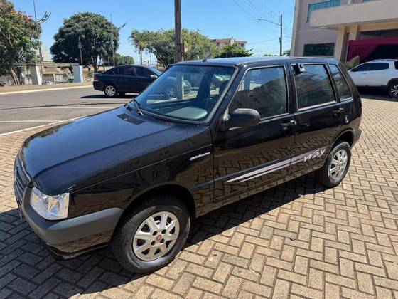 FIAT UNO 1.0 MPI MILLE FIRE ECONOMY 8V FLEX 2P MANUAL FIAT UNO 1.0 MPI MILLE FIRE ECONOMY 8V FLEX 2P MANUAL